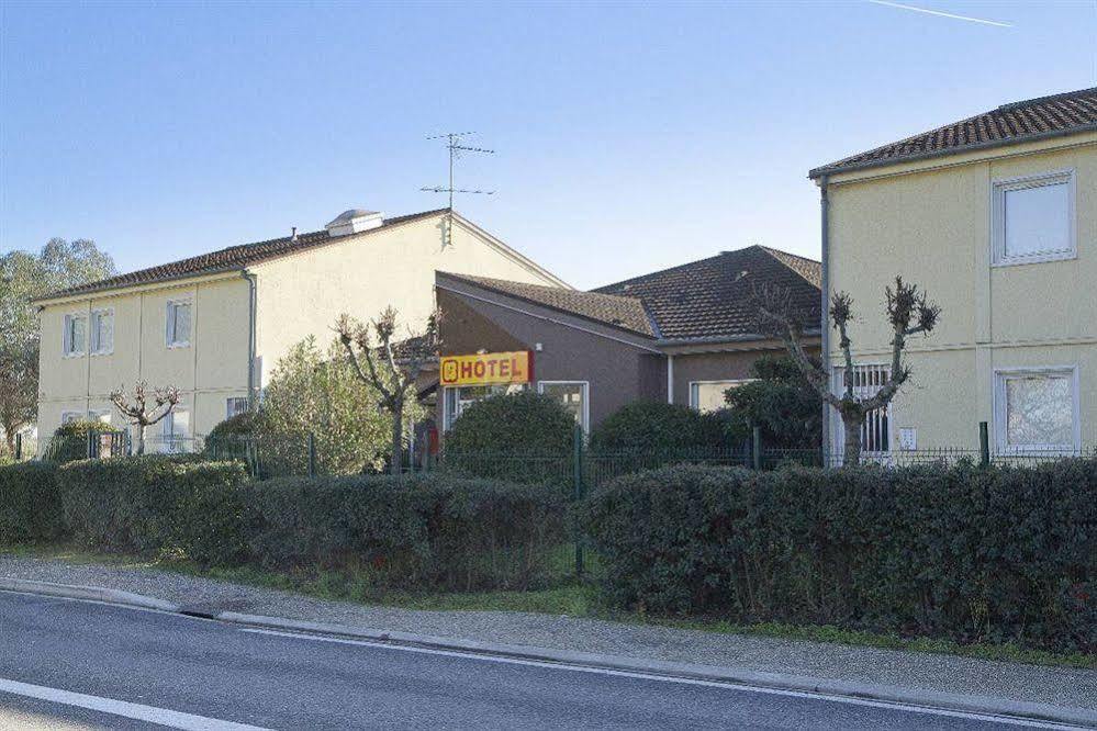 Hotel - Restaurant Du Lac - Agen Boé Buitenkant foto